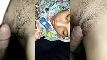 Bokep Jilbab Sempit Bersetubuh Desah Nikmat poster